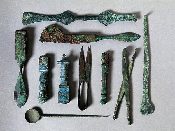 Set of surgical instruments. 1st century BC