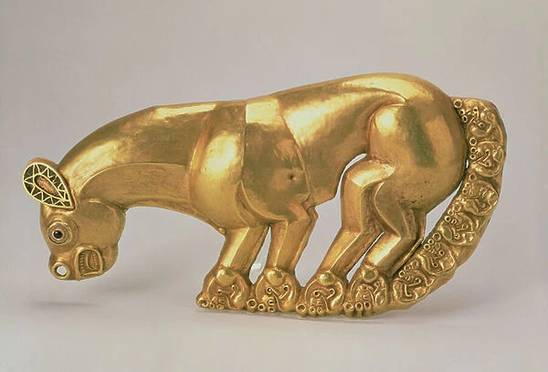 Shield emblem in the form of a panther, 700-650 BC (gold, amber and coloured enamel)
