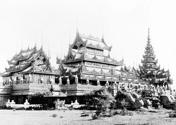 Silver kyaung of Queen Soopyalat, Mandalay, c. 1890 (b  /  w photo)