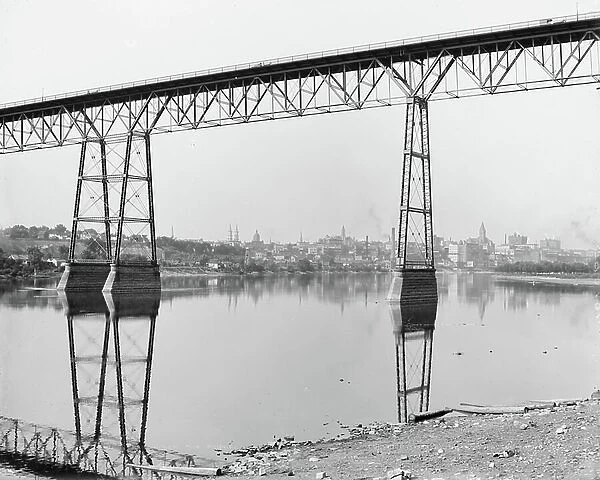 St. Paul from under High Bridge, c. 1905 (b / w photo)