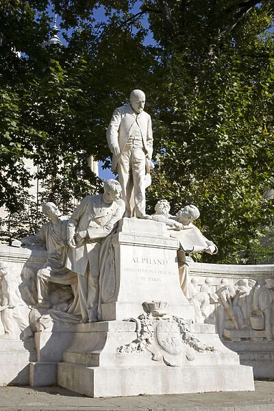 Statue of Jean Charles Adolphe Alphand (1817-1891), Collaborator of Baron Haussmann, Supervisor of public works, layout of the green spaces of Paris, director of works of the World Exhibition of 1889