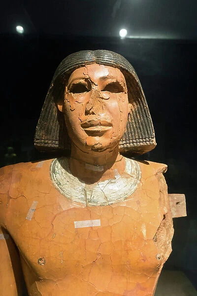 Statue of Ptahhotep, old kingdom (plastered and painted wood)