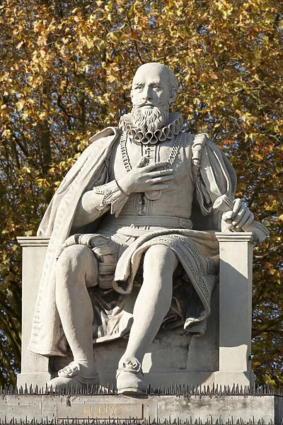 Statue of Sully, Maximilian of Bethune, Duke of Sully (1559-1641), Minister of Henry IV (1553-1610), Sculpture of Pierre Nicolas Beauvallet (1750-1818). Photography, KIM Youngtae, Paris