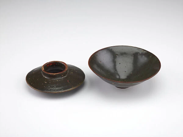 Tea bowl and tea bowl stand, first half of 12th century (stoneware with black slip under celadon glaze)