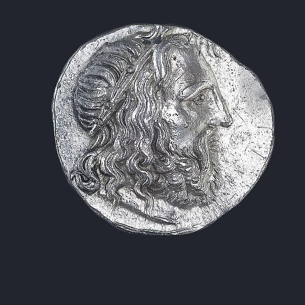 Tetradrachma with the profile portrait of Neptune, -253 (silver)