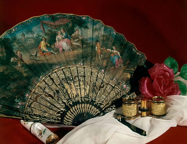 Theatre accessories: fan and binoculars. 18th century. Paris, decorative arts