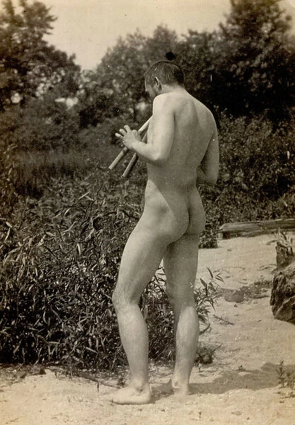 Thomas eakins playing an Aulos, 1889 (photo)