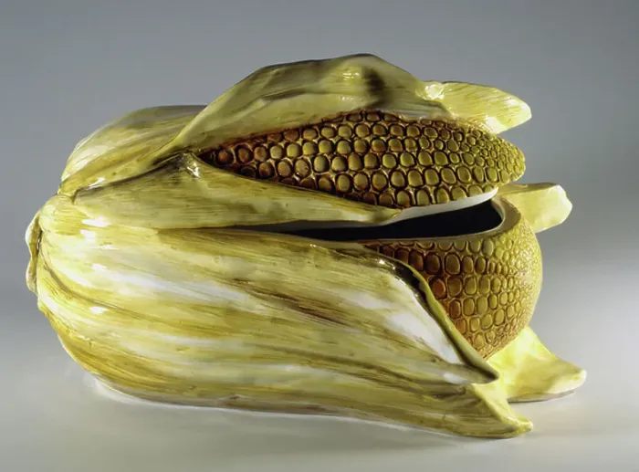 Framed Print : Tureen in shape of ear of corn, ceramic, height 35 cm, L'ancora manufacture, Nove di Bassano, Veneto, Italy, 20th century Framed Print : Tureen in shape of ear of corn, ceramic, height 35 cm, L'ancora manufacture, Nove di Bassano, Veneto, Italy, 20th century