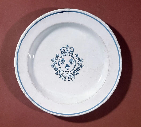 Versailles kitchen plate, Saint-Cloud manufacture (faience)