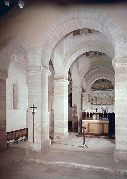 View of the choir, built in 806 AD (photo)
