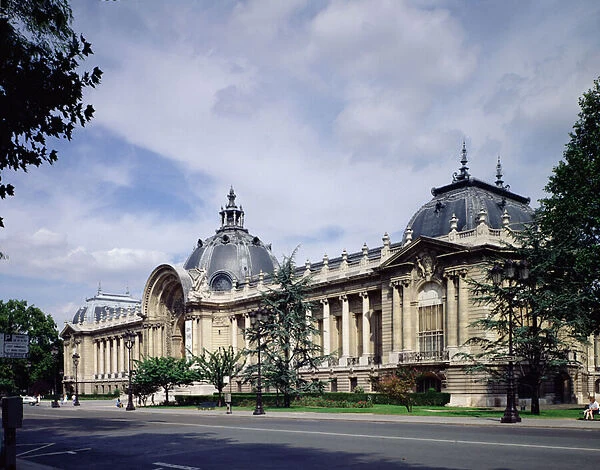 View of the facade of the Petit-Palais, built in 1900 (photo) (see also 208662)