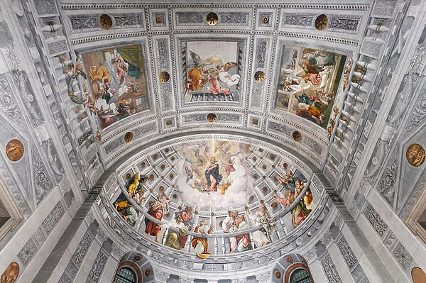 View of the frescoes with the Assumption of Mary, the Nativity, Coronation, and Purification of Mary, Cattedrale Santa Maria Matricolare, Verona, Italy (photo)