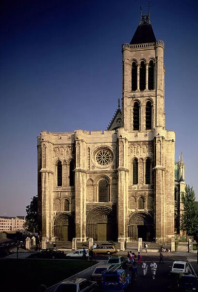 View of the West facade, begun c. 1135 (photo)