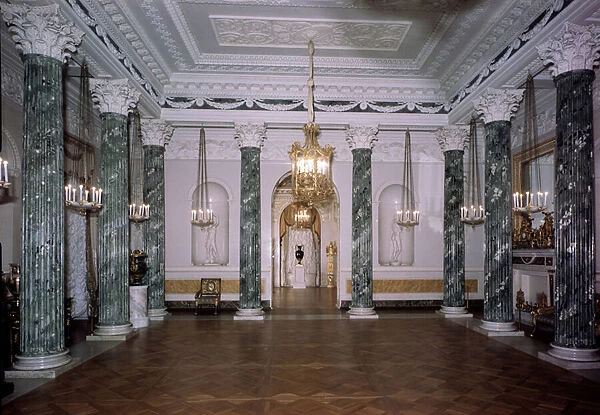 Vue interieure du palais de Pavlovsk : la salle grecque. Architecte : Charles Cameron (vers 1730  /  40-1812) 1770-1780 Saint Petersbourg Russie