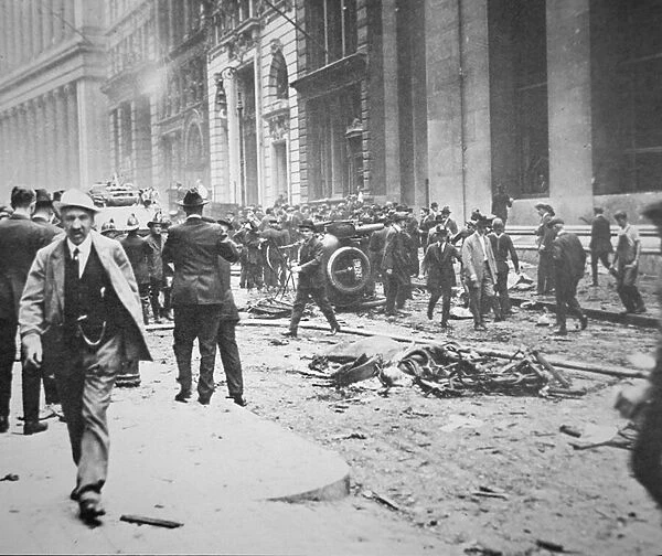 The Wall Street Bomb, New York City, 16th September 1920 (b  /  w photo)