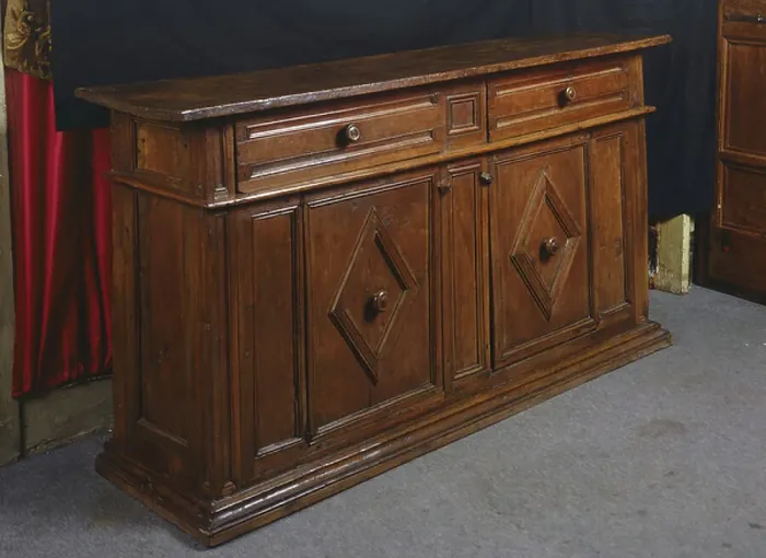 Framed Print : Walnut sideboard with diamond patterns, made in Tuscany, Italy, 16th century Framed Print : Walnut sideboard with diamond patterns, made in Tuscany, Italy, 16th century