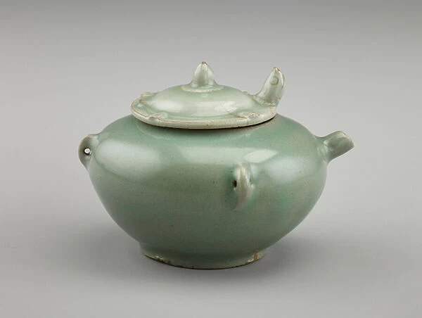 Water dropper with later lid, probably Japanese, mid 11th century (stoneware with celadon glaze; lid a later addition, possibly Japanese)