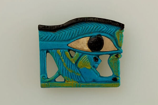 Wedjat Eye amulet (faience and aragonite)