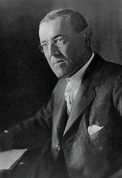 Woodrow Wilson (1856-1924) 28th president of the United States, 1919 (b / w photo)