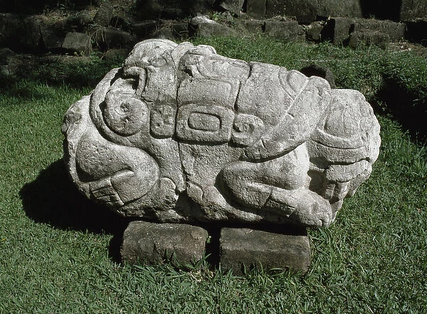 Zoomorphic altar carved in a block of gres