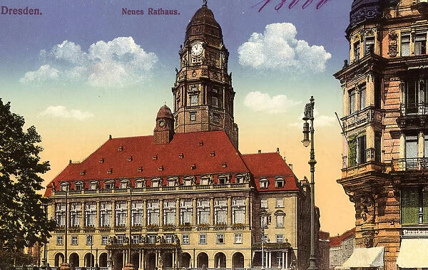Neues Rathaus Dresden Time 11: 00 1914 Germany