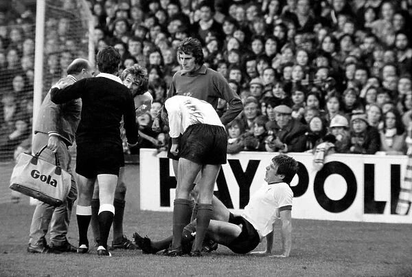 Football: F. A. Cup: West Ham F. C. (0) vs. Liverpool F. C. (2). January 1976 76-00045-046