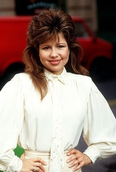 Pia Zadora October 1986 Actress with hands on her hips A©mirrorpix