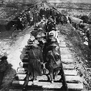 Laying railway line 1917