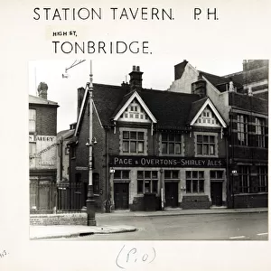 Photograph of Station Tavern, Tonbridge, Kent