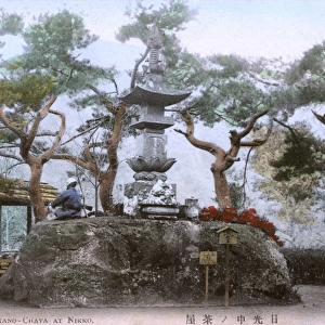 Small shrine on the road to Chuzenji, Naka-no-chaya, Nikko