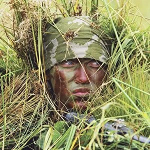 Camouflaged soldier C015 / 7695