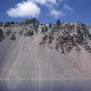 Crater Lake volcanic wall, USA
