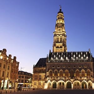Gothic Town Hall (Hotel de Ville) and Belfry tower, UNESCO World Heritage Site, Petite Place (Place des Heros), Arras, Nord-Pas de Calais, France, Europe