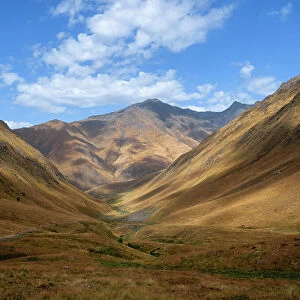 The Juta to Roshka trail via Chaukhi Pass, Stepantsminda, Kazbegi, Georgia (Sakartvelo)
