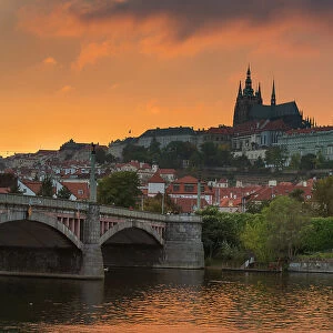 Prague Castle and Manes Bridge at sunset, Prague, Bohemia, Czech Republic (Czechia), Europe