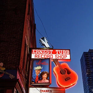 Broadway, Nashville, Tennessee, USA