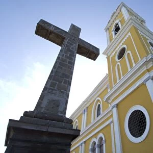 Nicaragua, Granada, Cathedral of Granada, Cruz de Siglo, Independence Plaza