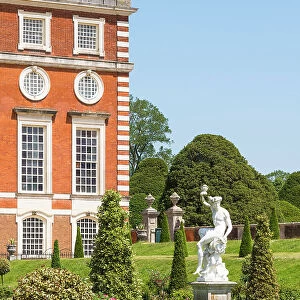 The Privy Garden, Hampton Court Palace, London, England