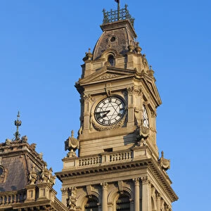 Australia, Victoria, VIC, Bendigo, Town Hall tower, late afternoon