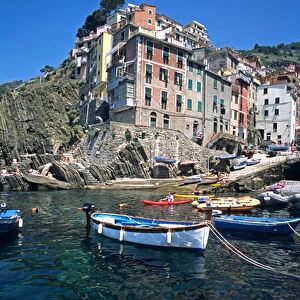 Riomaggiori, Cinque Terre, Liguria, Ital Mediterranean Sea