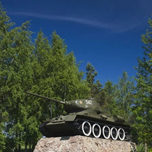 Russia, Novgorod Oblast, Staraya Russa, World War Two town liberation tank monument