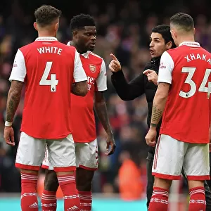 Arsenal: Arteta Motivates Partey and Xhaka Amidst Leeds United Tussle (2022-23)