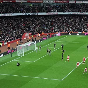 Arsenal Celebrate Ben White's Goal Against AFC Bournemouth in Premier League 2022-23