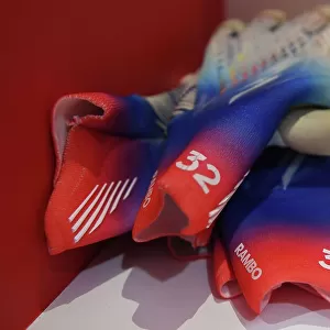 Arsenal FC: Pre-Match Moments - Aaron Ramsdale's Gloves, Emirates Stadium (Arsenal vs Juventus, 2022-23)