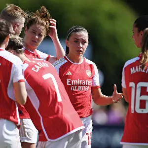 Arsenal Women vs Aston Villa: McCabe Leads Team Discussion at Meadow Park