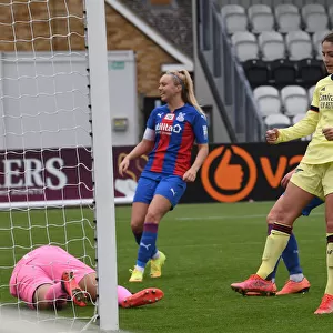 Arsenal Women's FA Cup Triumph: Danielle van de Donk's Hat-Trick Secures Victory over Crystal Palace