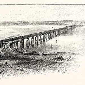 THE NEW TAY VIADUCT, FROM THE SOUTH, UK. The Firth of Tay (Scottish Gaelic: Linne