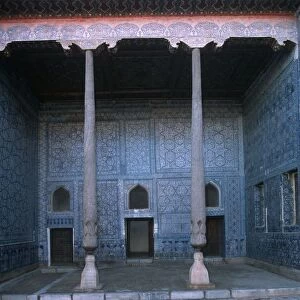 Uzbekistan, Khiva, Itchan Kala, audience room at Tosh-Hovli Palace