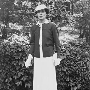 One of the worlds best dressed women. Mrs Harrison Williams, a resident in New York