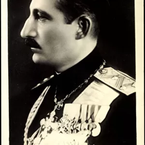 Ak S. M. Boris III of Bulgaria in uniform, medals, badges (b / w photo)